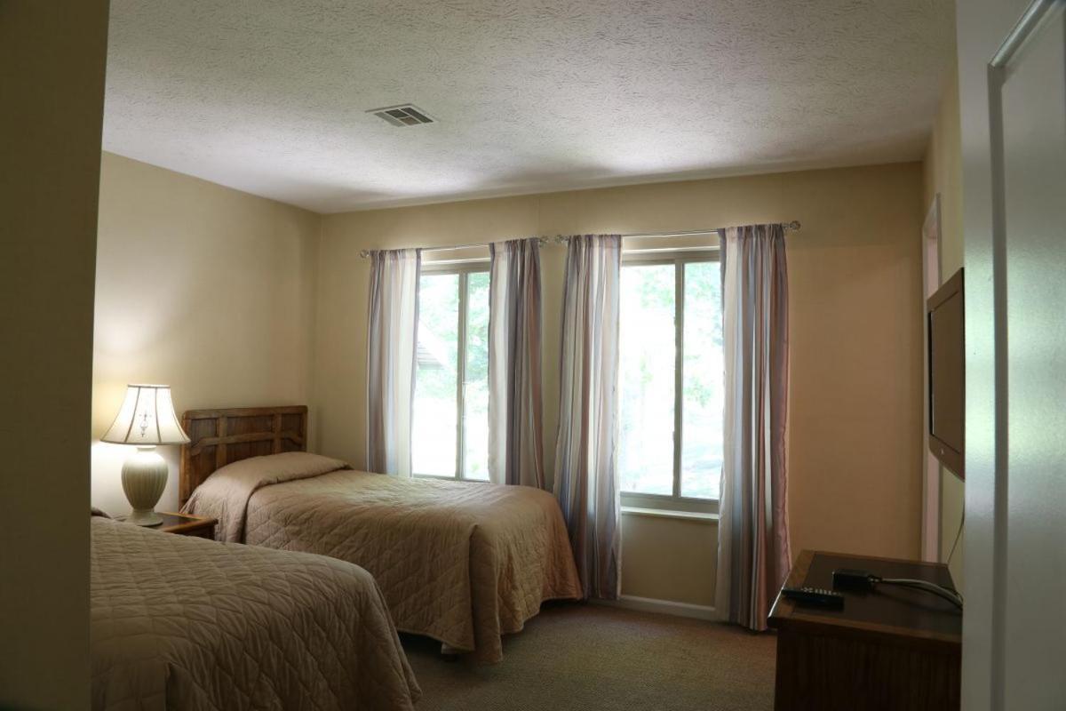 Cheat Lake Resort Моргантаун Екстер'єр фото